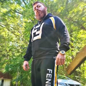 Meet your Posher, Bobby